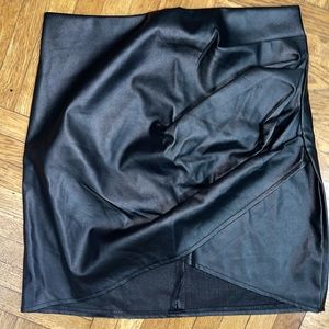 Mini faux leather skirt